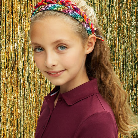 girl with glittery headband